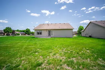 601 Meadowview Court, Franklin, OH 45005 - Photo 5