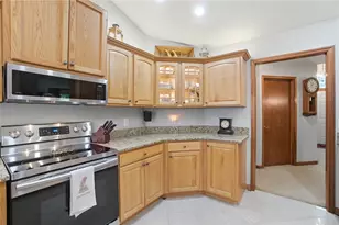 1715 Rockleigh Rd, Washington Twp, OH 45458 - Photo 39