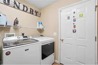 1715 Rockleigh Road, Washington Twp, OH 45458 - Photo 11
