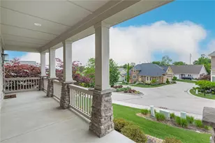 225 Pointe Oakwood Way, Oakwood, OH 45409 - Photo 3