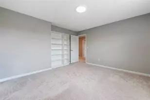 225 Pointe Oakwood Way, Oakwood, OH 45409 - Photo 33