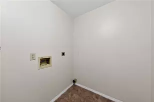 8454 Trowbridge Way, Huber Heights, OH 45424 - Photo 25