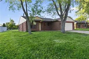 8454 Trowbridge Way, Huber Heights, OH 45424 - Photo 3