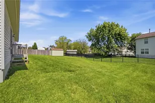 22 Meadowcrest Dr, Franklin Twp, OH 45005 - Photo 33