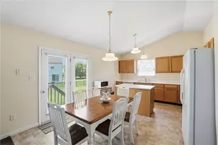 22 Meadowcrest Dr, Franklin Twp, OH 45005 - Photo 9