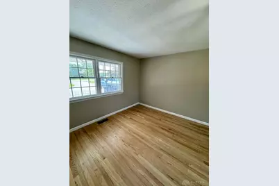 561 Buena Vista Road, Harmony Twp, OH 45369 - Photo 5