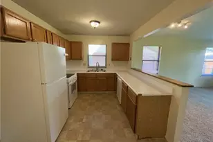 6508 Shull Rd, Dayton, OH 45424 - Photo 5