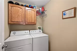 2317 Kiowa Ct, Piqua, OH 45356 - Photo 7