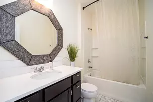 10015 Washington Gln Dr, Dayton, OH 45458 - Photo 15
