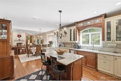7012 Valley Falls Court, Liberty Township, OH 45011 - Photo 3