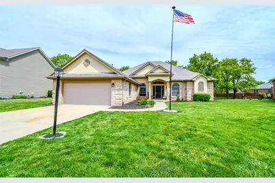 205 Charlie Drive, Englewood, OH 45315 - Photo 3