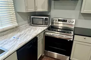 144 W Fairview Ave, Dayton, OH 45405 - Photo 5