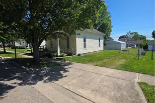 308 S Main St, Lewisburg, OH 45338 - Photo 3