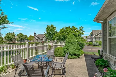 124 Abbey Drive, Springboro, OH 45066 - Photo 5