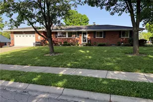459 Glenview Dr, Lebanon, OH 45036 - Photo 1