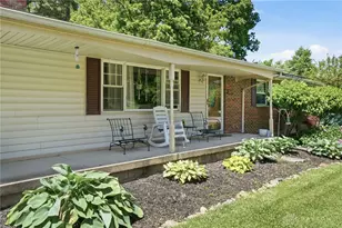 2627 Marinette Dr, Springfield, OH 45503 - Photo 9