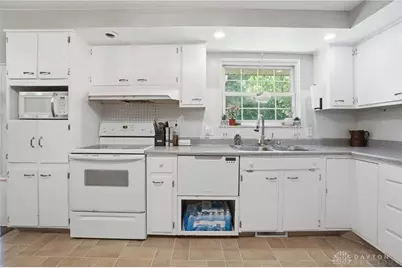 2627 Marinette Drive, Springfield, OH 45503 - Photo 29
