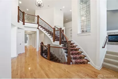 8452 Primrose Way, Clearcreek Twp, OH 45068 - Photo 9