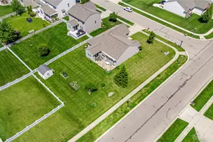 4281 Bergamot Dr, Tipp City, OH 45371 - Photo 33