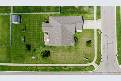 4281 Bergamot Drive, Tipp City, OH 45371 - Photo 35