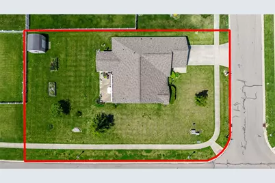 4281 Bergamot Drive, Tipp City, OH 45371 - Photo 3