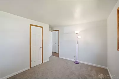 300 Capri Place, New Lebanon, OH 45345 - Photo 19