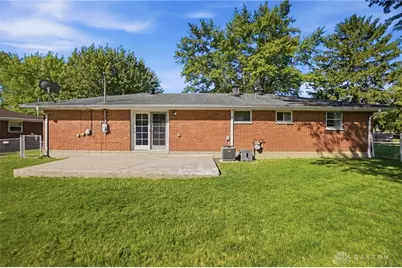 300 Capri Place, New Lebanon, OH 45345 - Photo 25