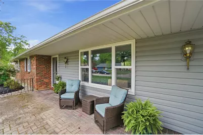 556 Brandwynne Court, Washington Twp, OH 45459 - Photo 3
