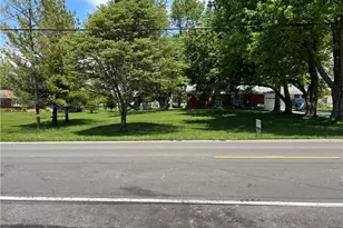 2305 Ross Rd, Tipp City, OH 45371 - Photo 3