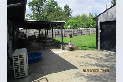 810 Bayberry Drive, New Carlisle, OH 45344 - Photo 37