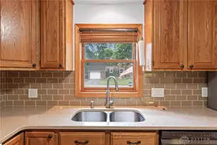 717 Talbott Dr, Dayton, OH 45429 - Photo 27