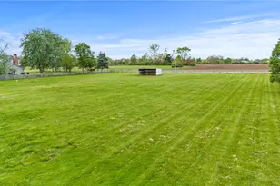 4222 Ramsey Ln, German Twp, OH 45502 - Photo 7