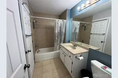 1139 Bay Harbour Circle, Washington Twp, OH 45458 - Photo 17