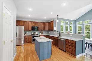 2133 Dunshire Ct, Miami Township, OH 45342 - Photo 13