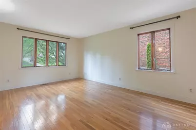 215 Beverly Place, Oakwood, OH 45419 - Photo 7