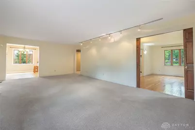 215 Beverly Place, Oakwood, OH 45419 - Photo 9