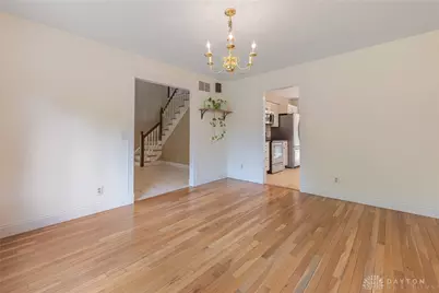 215 Beverly Place, Oakwood, OH 45419 - Photo 3