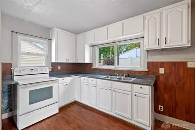 3621 Clearview Avenue, Dayton, OH 45439 - Photo 9