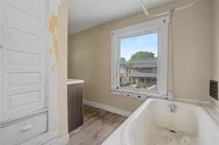 129 Marathon Ave, Dayton, OH 45405 - Photo 19