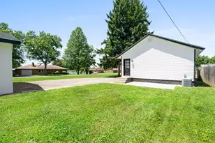 608 Homecrest Ave, Riverside, OH 45404 - Photo 37