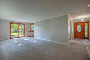289 Monarch Rd, Washington Twp, OH 45458 - Photo 3