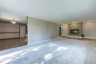 289 Monarch Rd, Washington Twp, OH 45458 - Photo 5