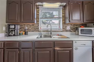 919 Hampshire Rd, Dayton, OH 45419 - Photo 9