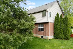 1973 Rich Rd, Beavercreek, OH 45432 - Photo 5