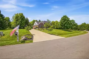 8165 Old Woods Ct, Clearcreek Twp, OH 45066 - Photo 11