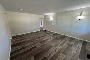 6125 Rosecrest Dr, Butler Twp, OH 45414 - Photo 5