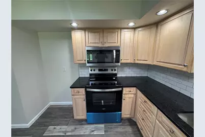 6125 Rosecrest Drive, Butler Twp, OH 45414 - Photo 9