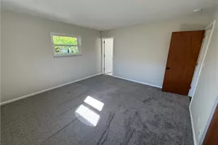 6125 Rosecrest Dr, Butler Twp, OH 45414 - Photo 13