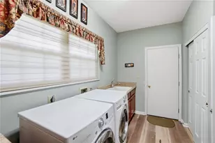 2044 Griffon Pl, Centerville, OH 45459 - Photo 39