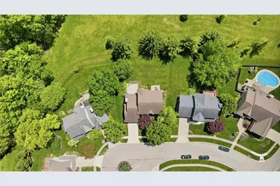 2044 Griffon Place, Centerville, OH 45459 - Photo 47